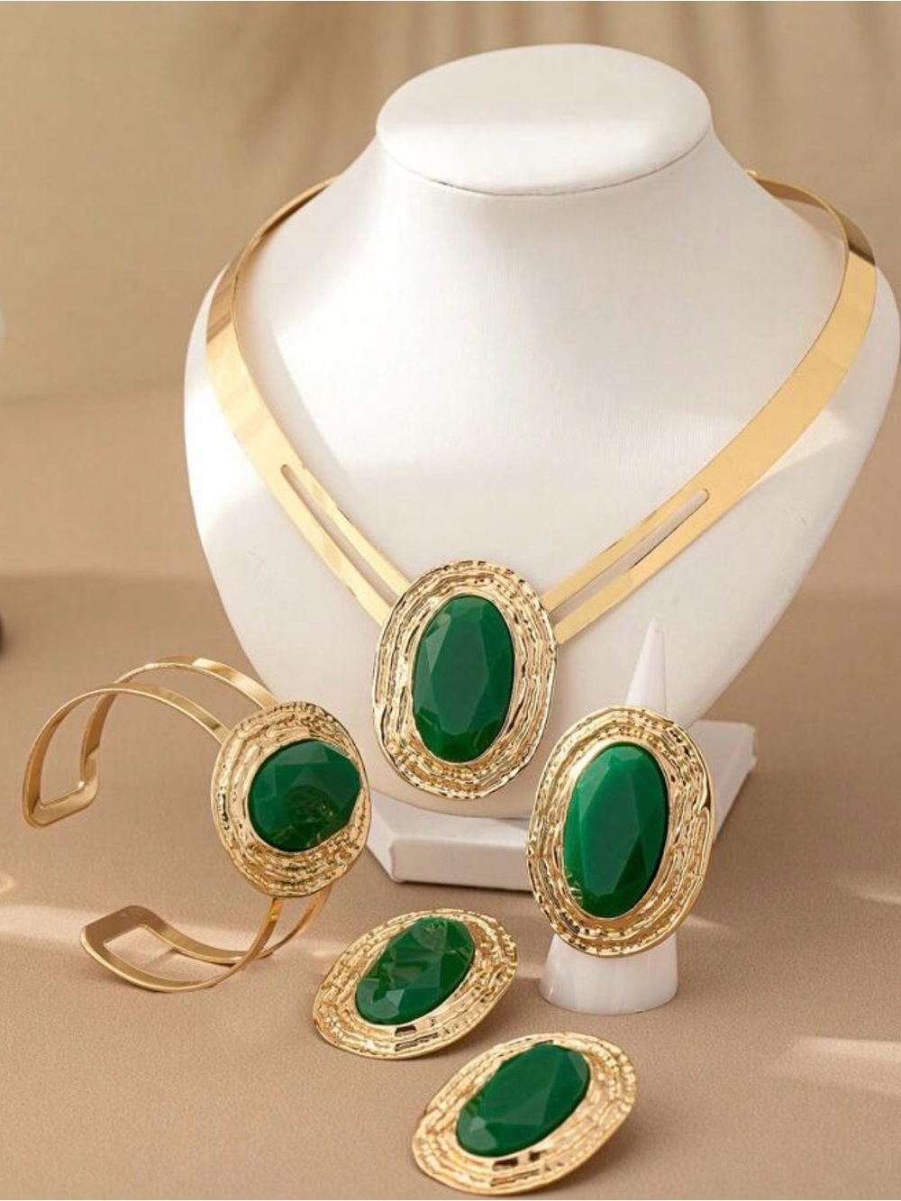Gold-Tone Green Stone Necklace & Earring Set - Elegant Women’s Jewelry